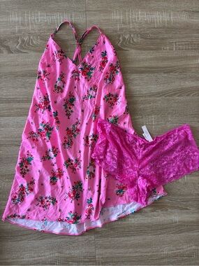 Victoria’s Secret Lovely Bouquet Pink Satin Open Back Slip and Underwear size XL